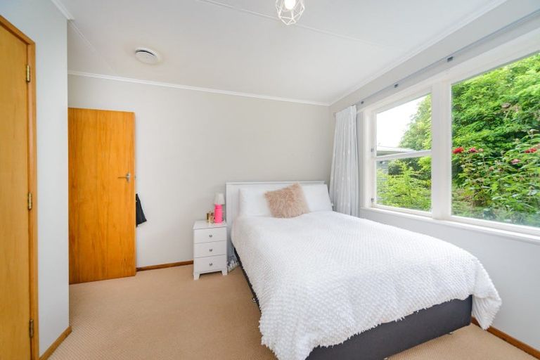 Photo of property in 17 Aranui Road, Kairanga, Palmerston North, 4475