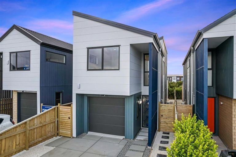 Photo of property in 33 John Gray Street, Papakura, 2110