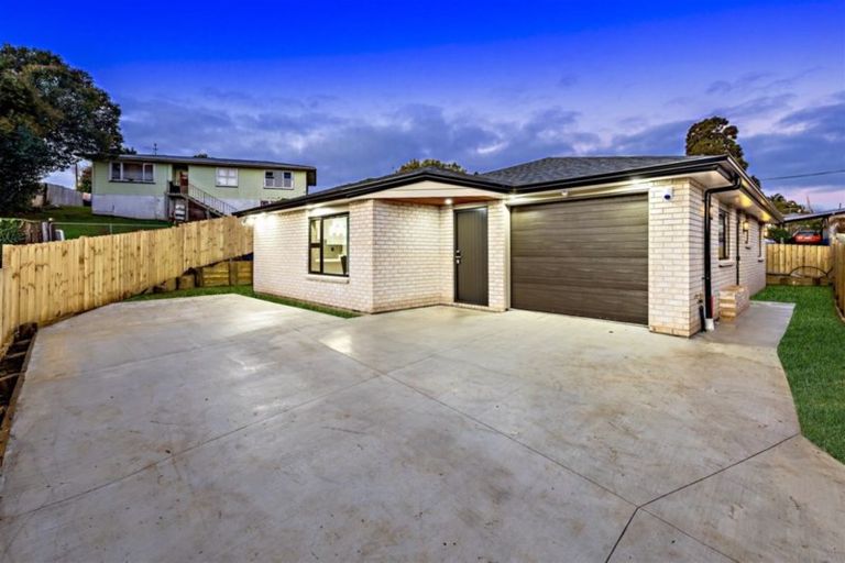 Photo of property in 27a Dreadon Road, Manurewa, Auckland, 2102