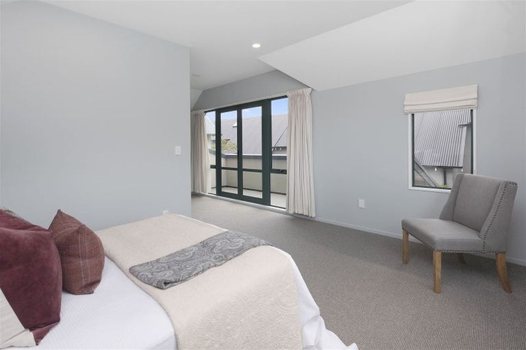 Photo of property in 16 Ngahere Street, Fendalton, Christchurch, 8041