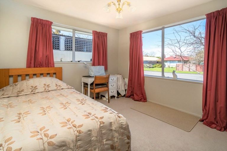 Photo of property in 79 Newnham Street, Rangiora, 7400