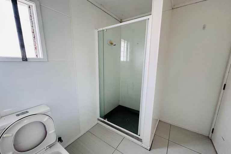 Photo of property in 2/137 Mokoia Road, Birkenhead, Auckland, 0626