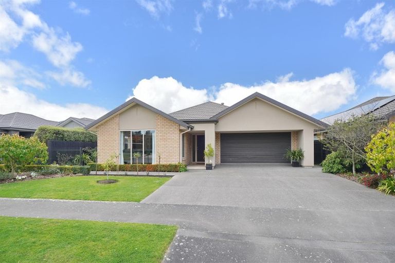 Photo of property in 9 John Campbell Crescent, Hillmorton, Christchurch, 8024