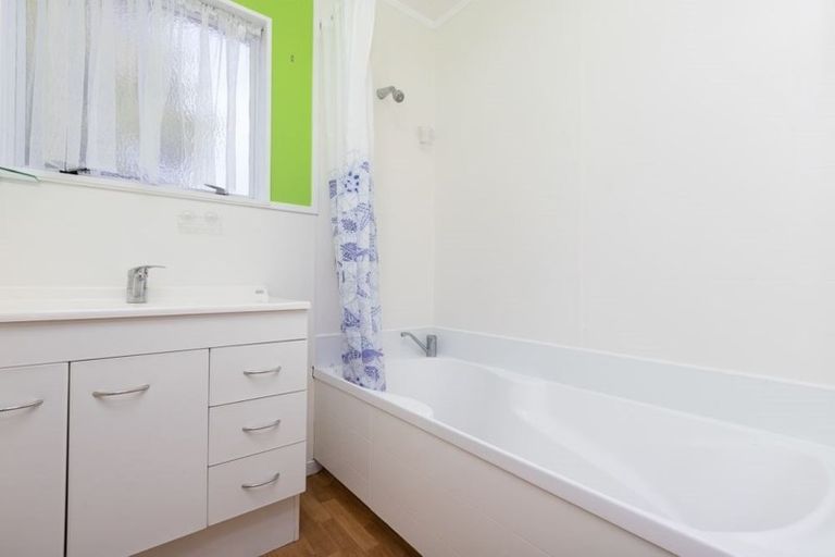 Photo of property in 13b Livingstone Avenue, Nawton, Hamilton, 3200