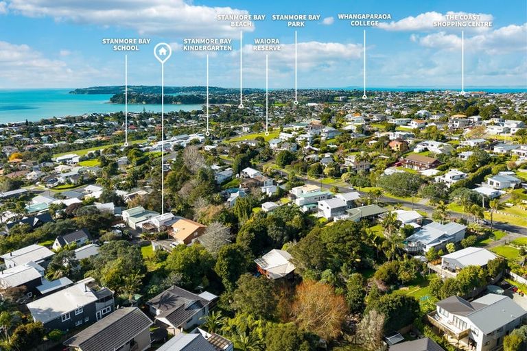 Photo of property in 10b Elliston Crescent, Stanmore Bay, Whangaparaoa, 0932