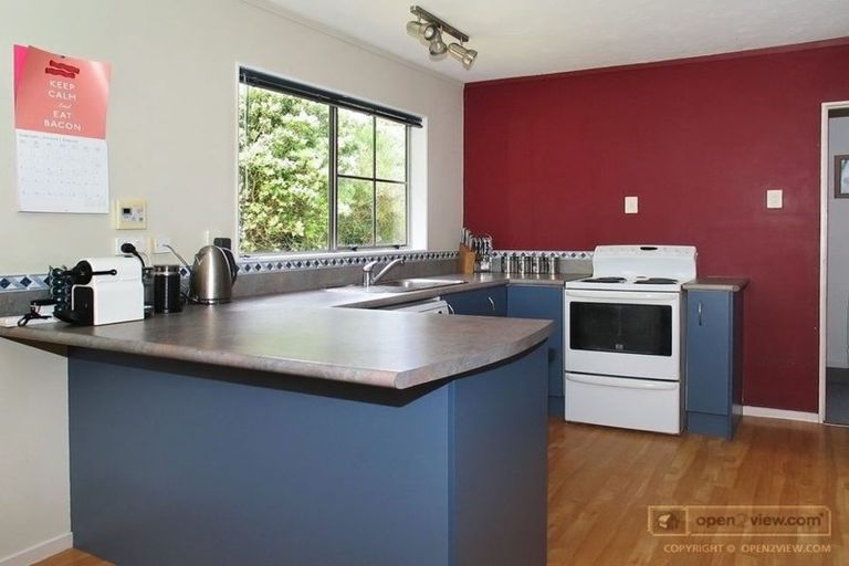 Photo of property in 16 Stonefield Place, Johnsonville, Wellington, 6037