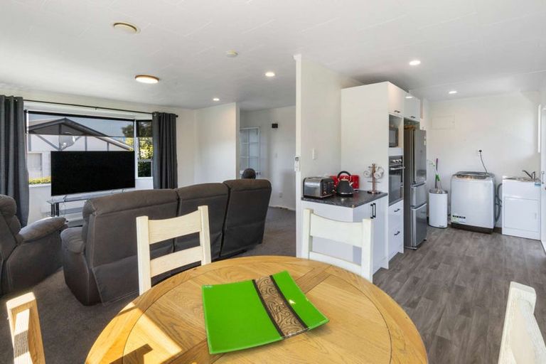 Photo of property in 17 Susan Street, Pukehangi, Rotorua, 3015