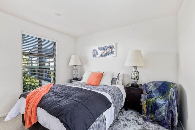 Photo of property in 31 Merehai Place, Snells Beach, 0920