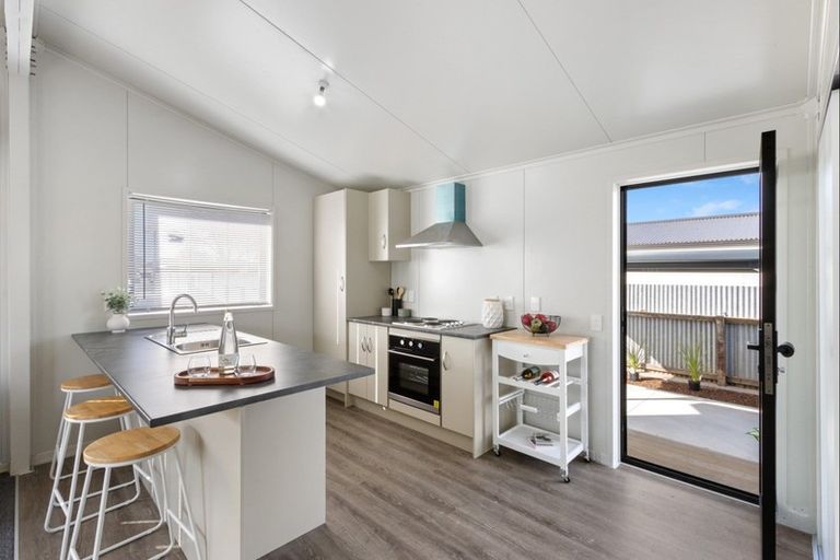 Photo of property in 157 Riverbend Road, Onekawa, Napier, 4110