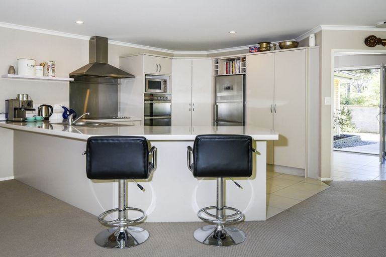 Photo of property in 7a Kitewaho Road, Swanson, Auckland, 0816