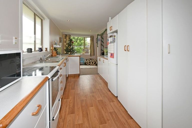 Photo of property in 43 Castletown Place, New Brighton, Christchurch, 8083