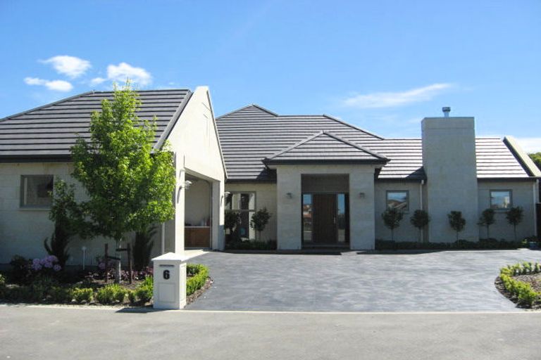 Photo of property in 8 Royal Court, Northwood, Christchurch, 8051