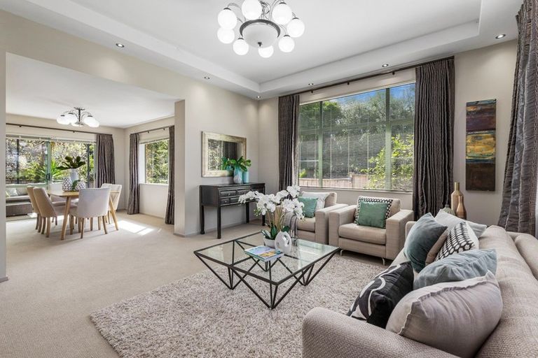 Photo of property in 12 Kunzea Place, Greenhithe, Auckland, 0632