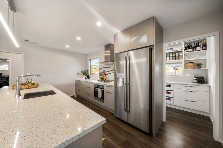 Photo of property in 8 Whincops Road, Halswell, Christchurch, 8025