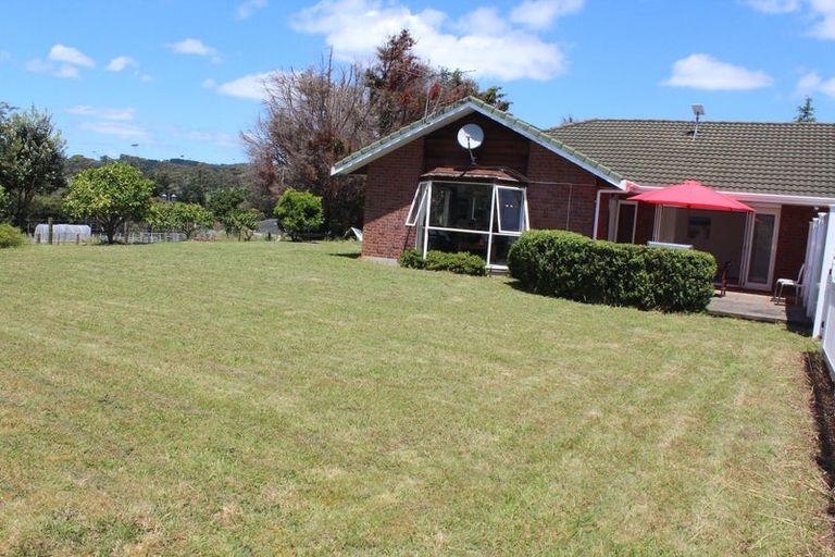 Photo of property in 38 Henson Road, Whitford, Howick, 2571