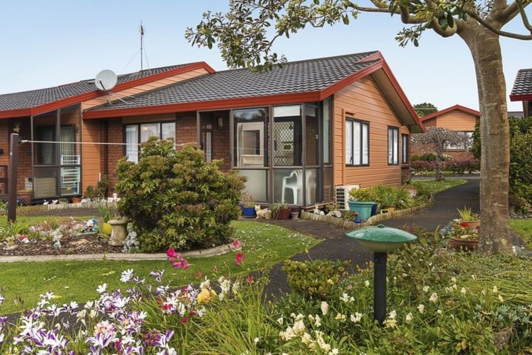 Photo of property in 11/151 Kitchener Road, Pukekohe, 2120