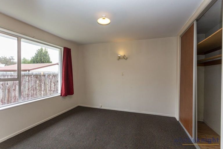 Photo of property in 4/93a Middlepark Road, Sockburn, Christchurch, 8042