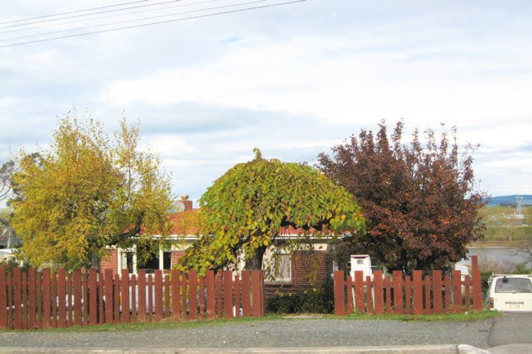 Photo of property in 30 Stamford Street, Balclutha, 9230