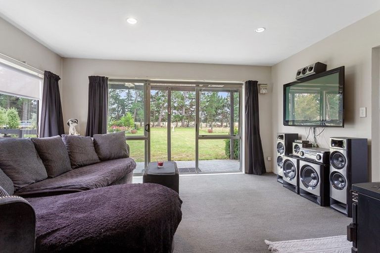 Photo of property in 317 Innes Road, Glasnevin, Amberley, 7482