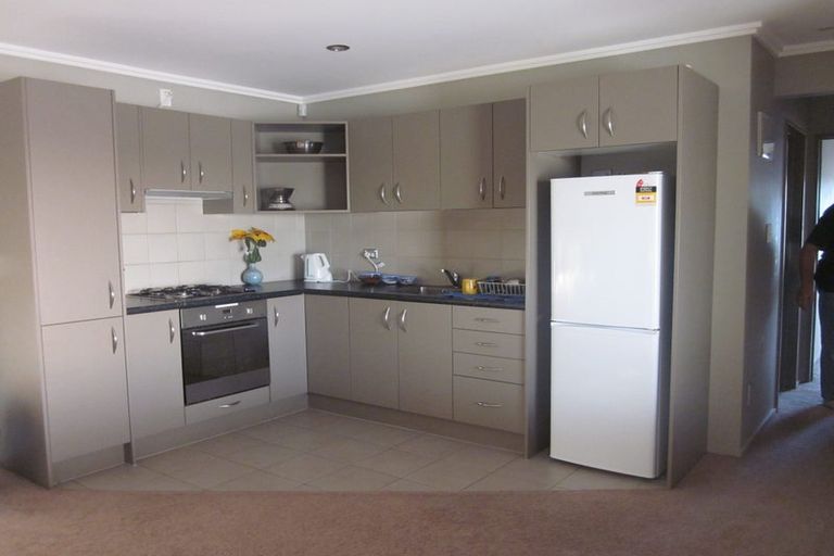 Photo of property in 22 Arrowsmith Drive, Clover Park, Auckland, 2019