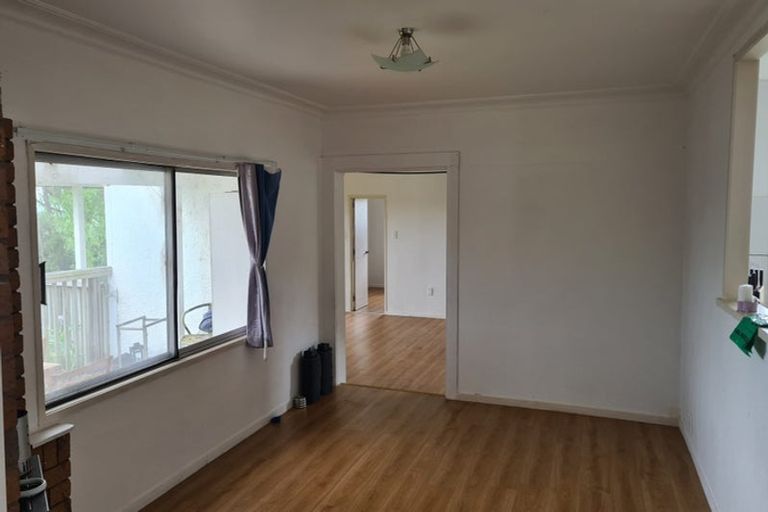 Photo of property in 2 Spur Road, Stillwater, Silverdale, 0993