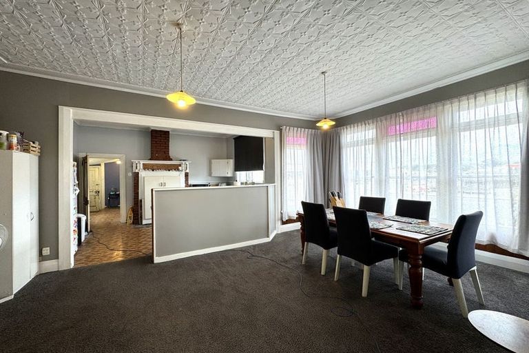 Photo of property in 64 James Street, Balclutha, 9230