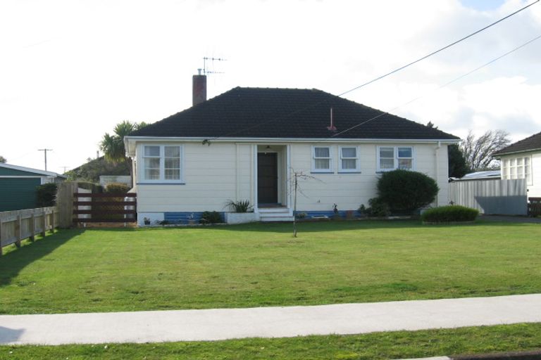 Photo of property in 16 Poole Street, Feilding, 4702
