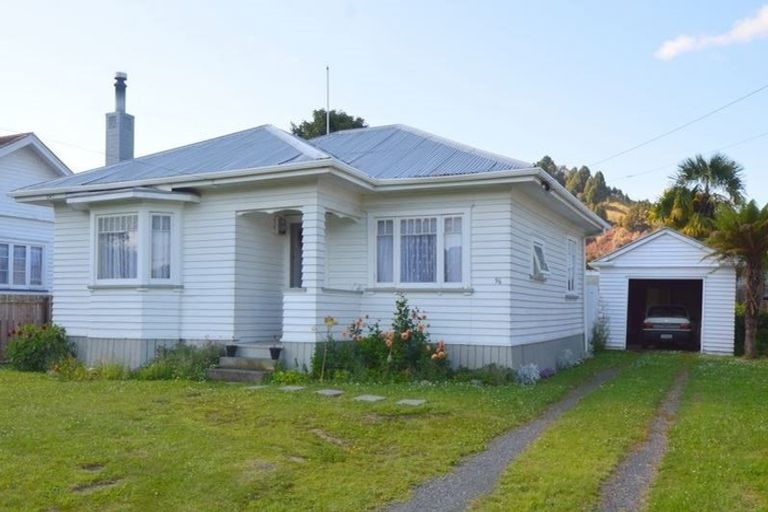 Photo of property in 96 Ngatai Street, Taumarunui, 3920