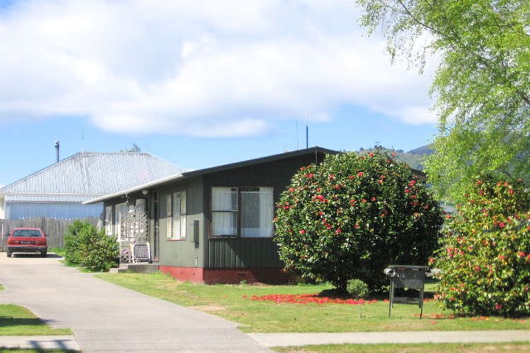 Photo of property in 17 Rotokawa Street, Taupo, 3330