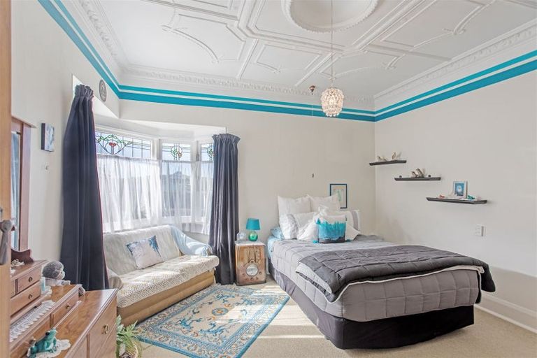 Photo of property in 12 Tavistock Road, Waipukurau, 4200