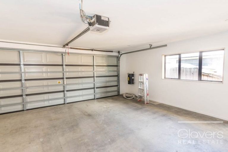Photo of property in 17 Edgewood Way, Henderson, Auckland, 0612
