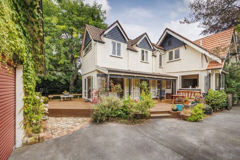 Photo of property in 27 Alan Street, Palmerston North, 4414