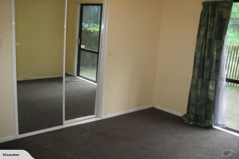 Photo of property in 4 Sasanqua Way, Crofton Downs, Wellington, 6035