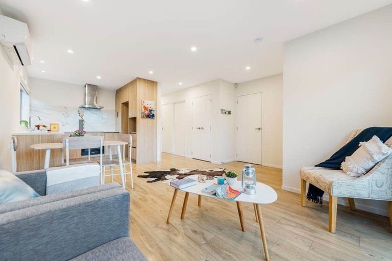 Photo of property in 61c Settlement Road, Papakura, 2110