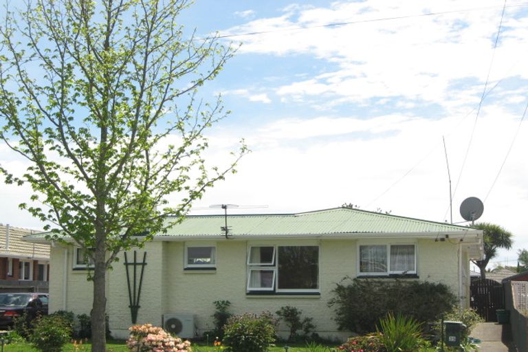 Photo of property in 35 Wingate Street, Redwood, Christchurch, 8051