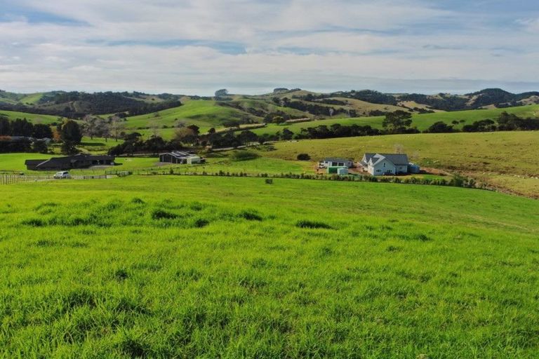 Photo of property in 344 Inland Road, Helensville, 0875