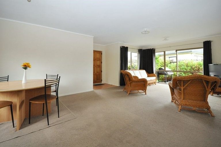 Photo of property in 99 Pooks Road, Ranui, Auckland, 0612