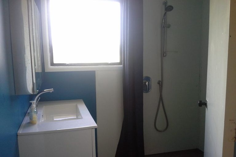 Photo of property in 15 Newcombe Road, Otaua, Waiuku, 2682