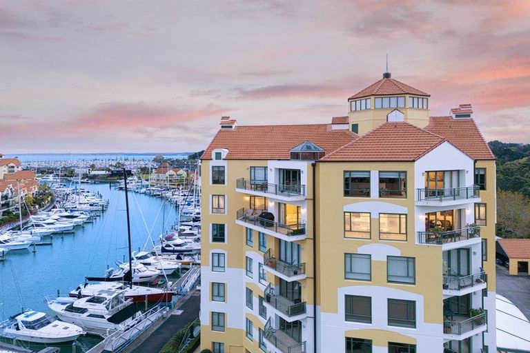 Photo of property in 31 Waterside Crescent, Gulf Harbour, Whangaparaoa, 0930