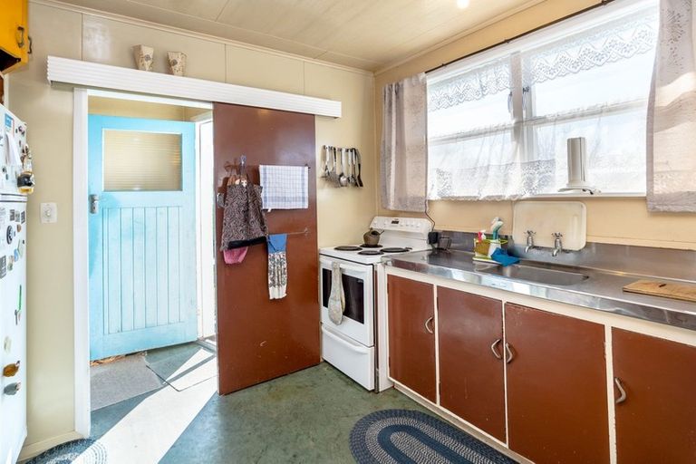 Photo of property in 5 Dublin Street, Martinborough, 5711