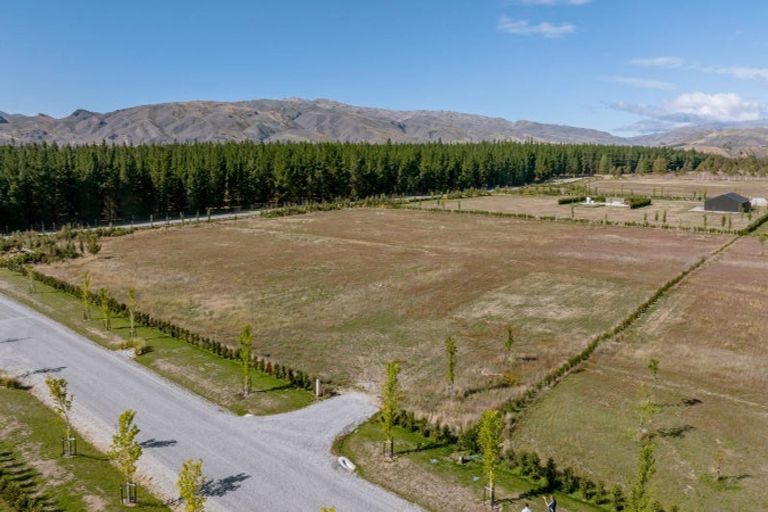 Photo of property in 13 Stone Drive, Cromwell, 9384