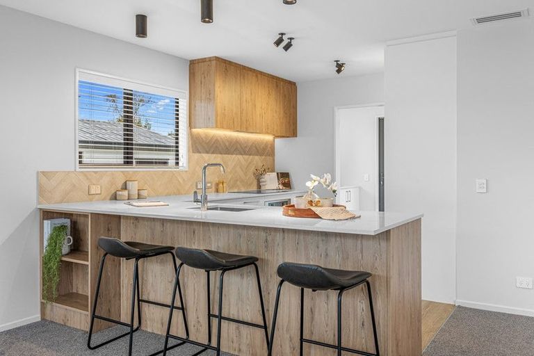 Photo of property in 10 Kendal Avenue, Burnside, Christchurch, 8053