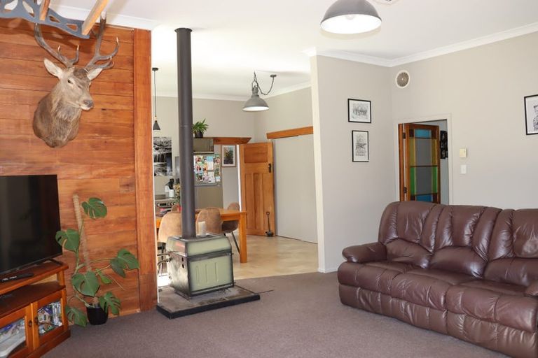 Photo of property in 1653 Mokau Road, Uruti, Urenui, 4379