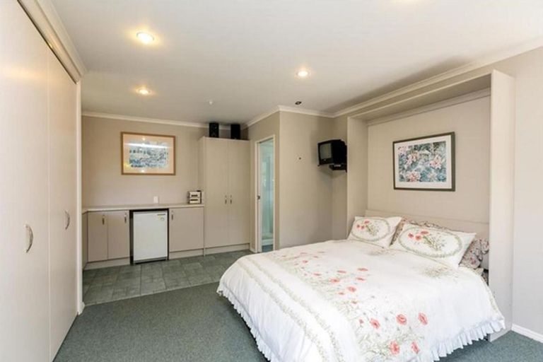 Photo of property in 16b Motukari Place, Onaero, Waitara, 4383