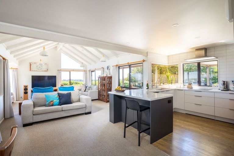 Photo of property in 223 King Road, Inglewood, 4386