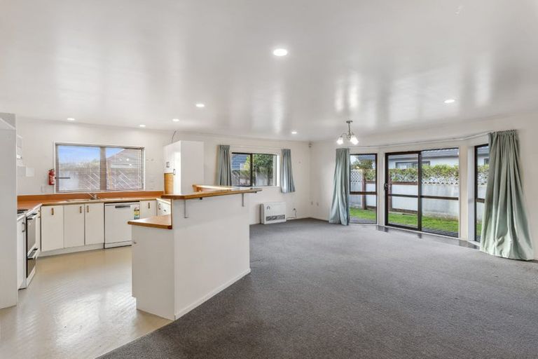 Photo of property in 47a Langdale Avenue, Paraparaumu, 5032