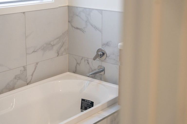 Photo of property in 16 Makomako Crescent, Wharewaka, Taupo, 3330