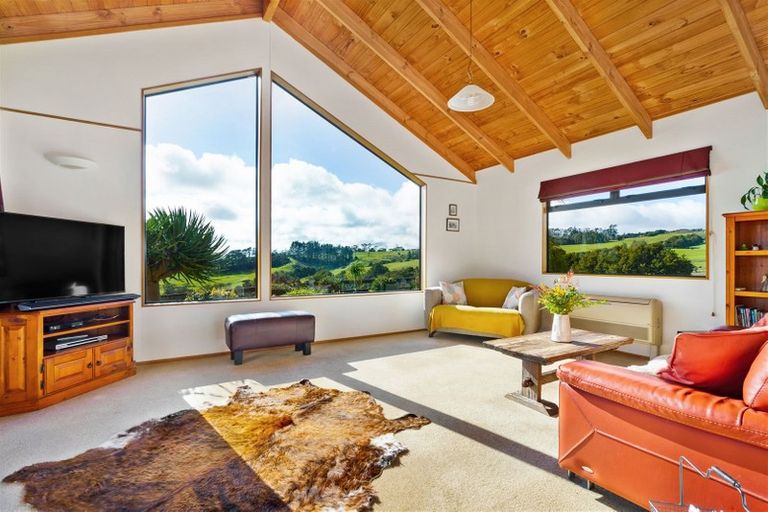 Photo of property in 502 Matarau Road, Ruatangata West, Kamo, 0185