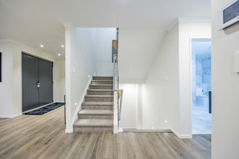 Photo of property in 49c Marriott Road, Pakuranga, Auckland, 2010