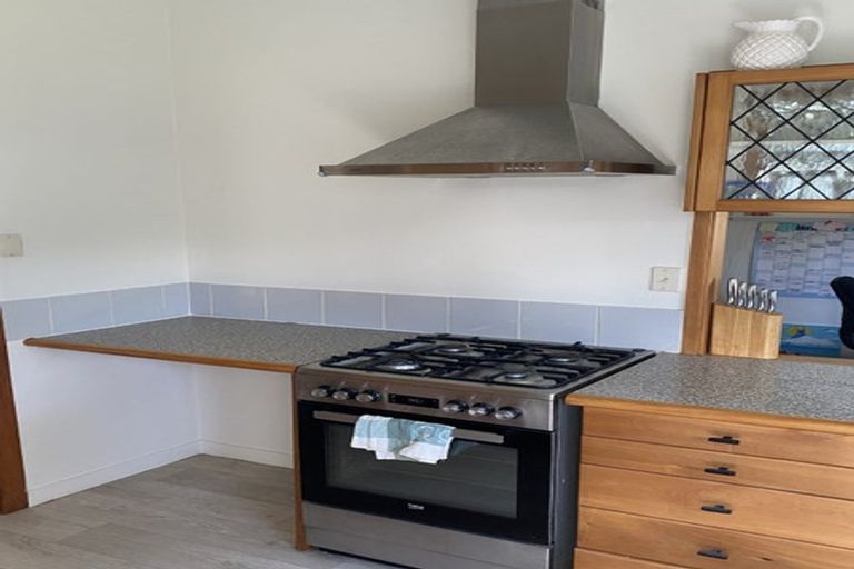 Photo of property in 1/20 Aotearoa Terrace, Murrays Bay, Auckland, 0630